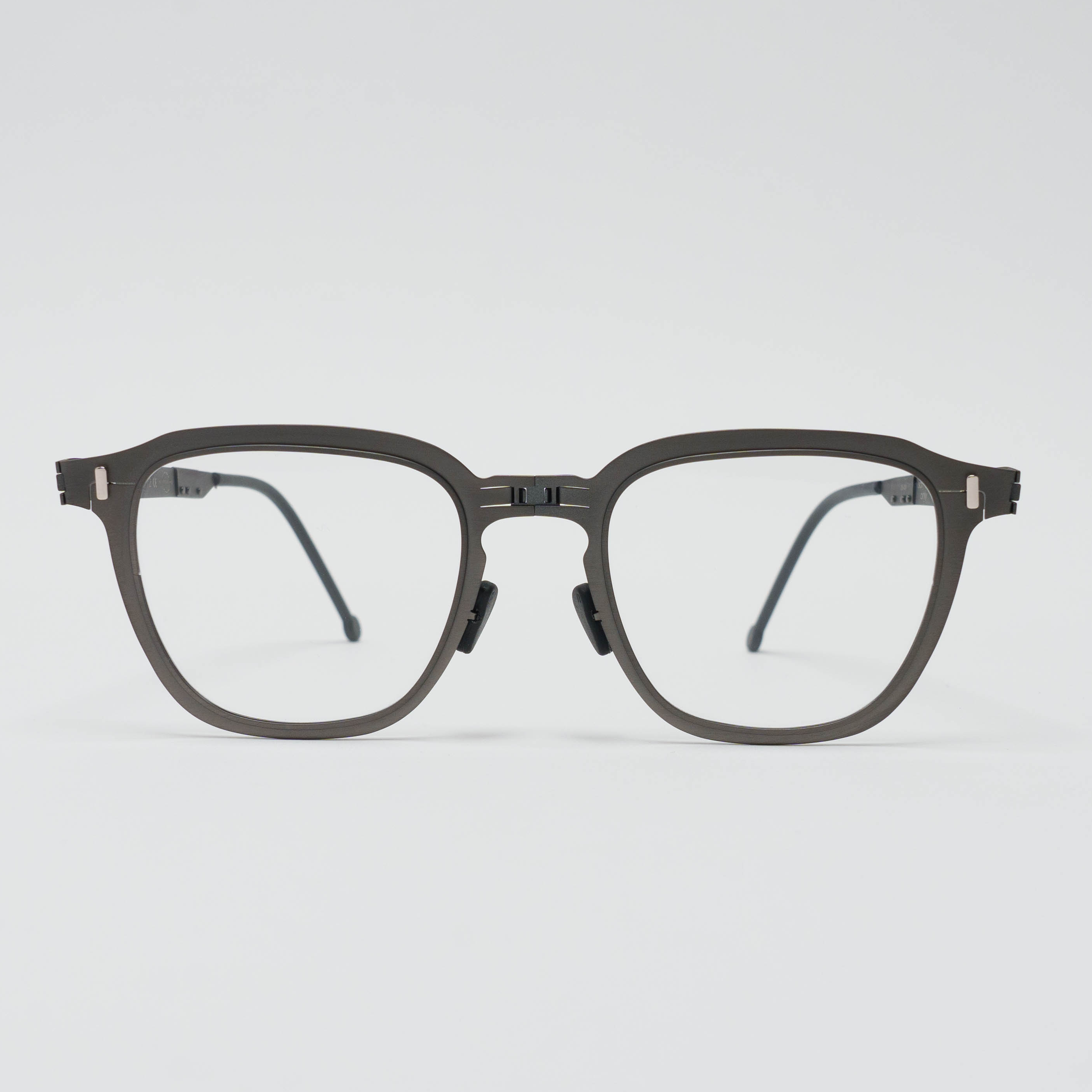 Xenia【調光レンズ】